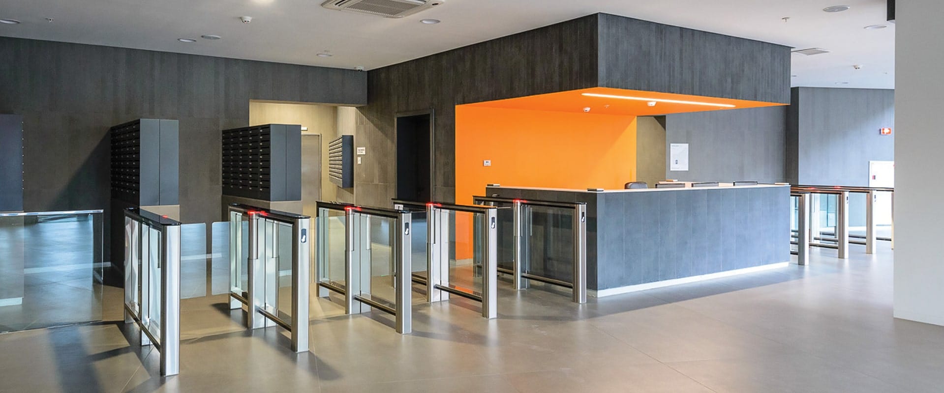 Скоростные проходы ST‑01, жилой комплекс «Мосфильмовский», Москва